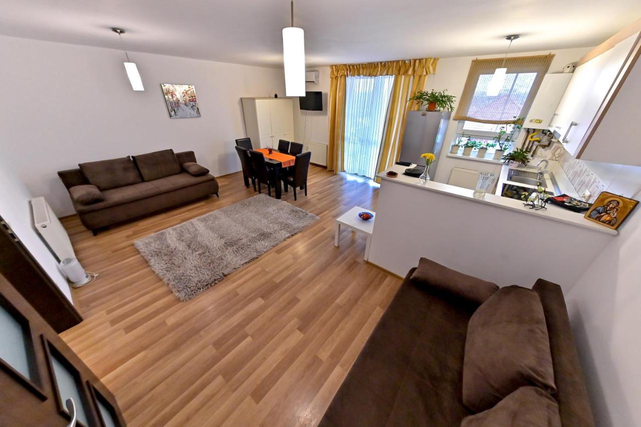 Terezianum Apartments, Free Parking Sibiu Exterior photo